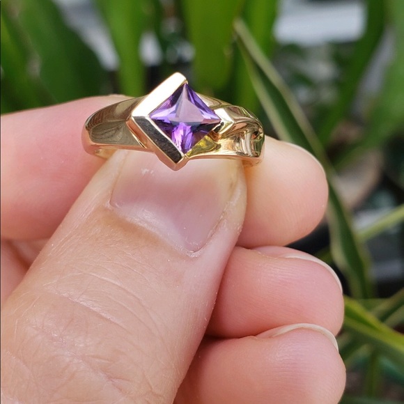 Vintage Bezel Cut Amethyst 18K Gold Ring size 6.5 - Picture 1 of 8